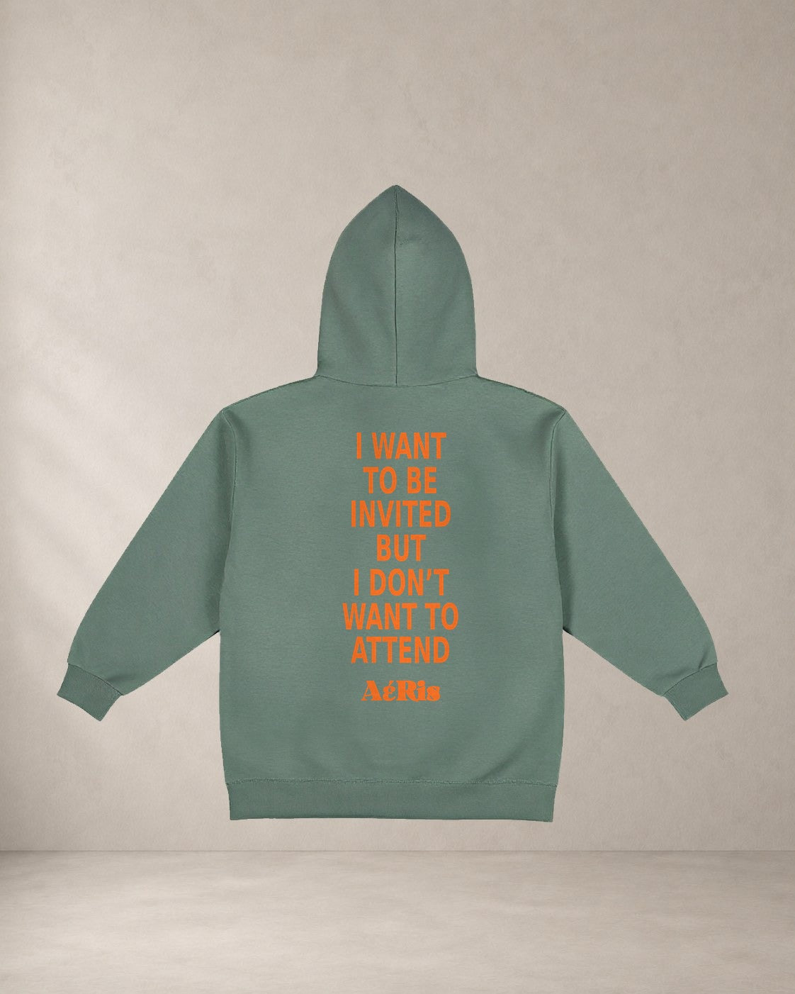 HOODIE INVITE, oversized hoodie AέRis, πίσω όψη σε φυστικί